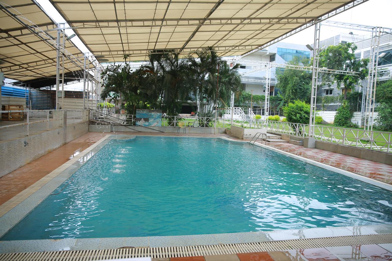 حيدر أباد Lokis Forest Inn المظهر الخارجي الصورة